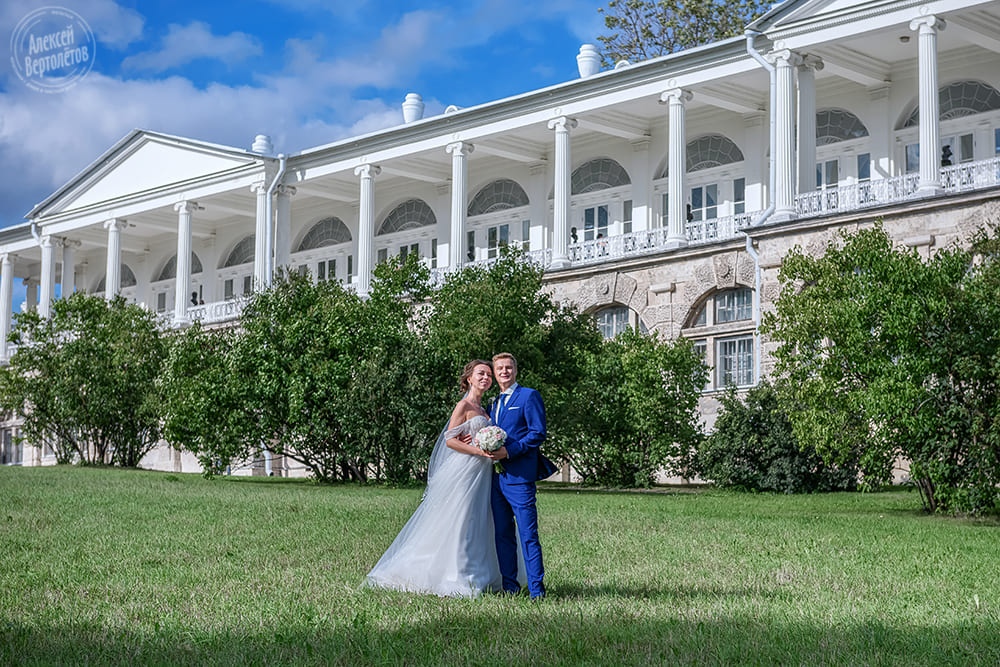Лучшие парки и сады для фотосессии: Екатерининский парк в Царском селе, свадебная фотосессия