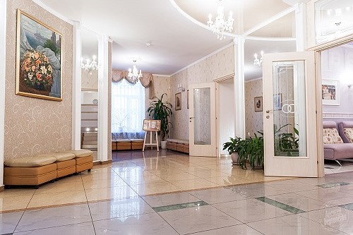 Холл в ЗАГС Адмиралтейского района. Свадебный фотограф в Санкт-Петербурге Алексей Вертолетов.