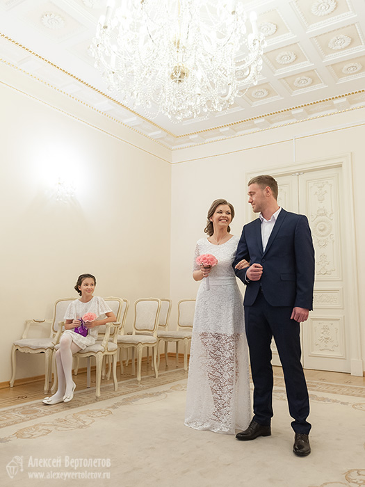 ЗАГС Центрального района. Свадебный фотограф в Санкт-Петербурге Алексей Вертолетов.