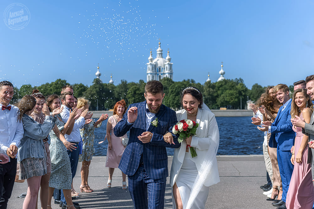 Места для фотосессии рядом с ЗАГС Красногвардейского района - Свердловская набережная