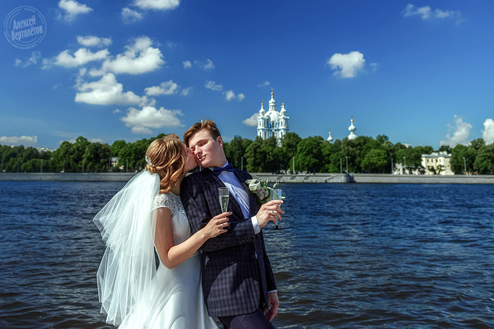 Места для фотосессии рядом с ЗАГС Красногвардейского района - Свердловская набережная