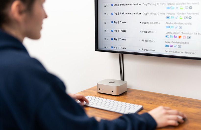 Mac mini gør det nemt at logge ind og få overblik over forestående opgaver.