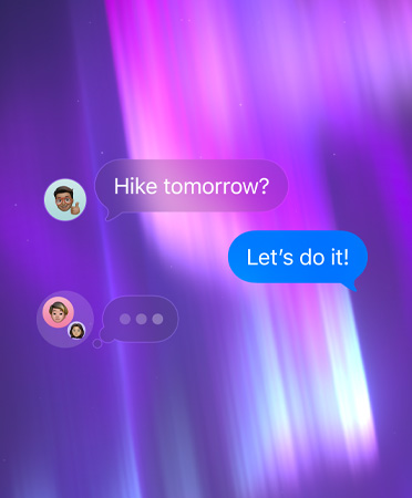 Conversa de grupo na app Mensagens sobre um fundo abstrato em rosa, roxo e azul